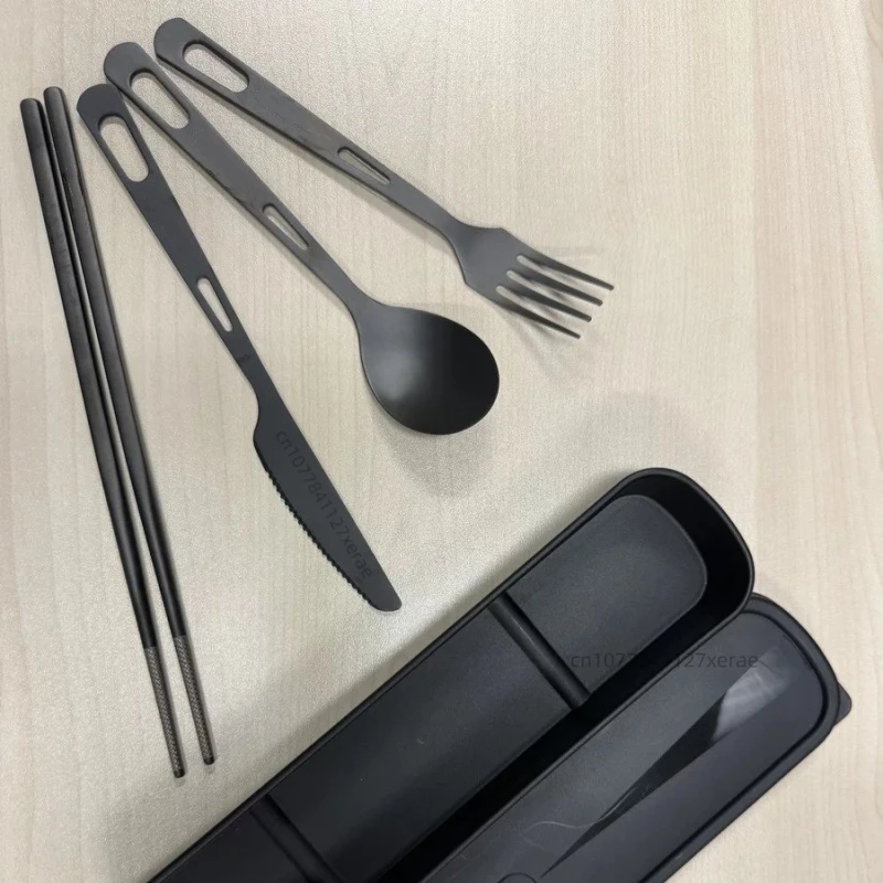 Pure Titanium Black Tableware  - Camping Cooking Set For 4 recensione e prezzo