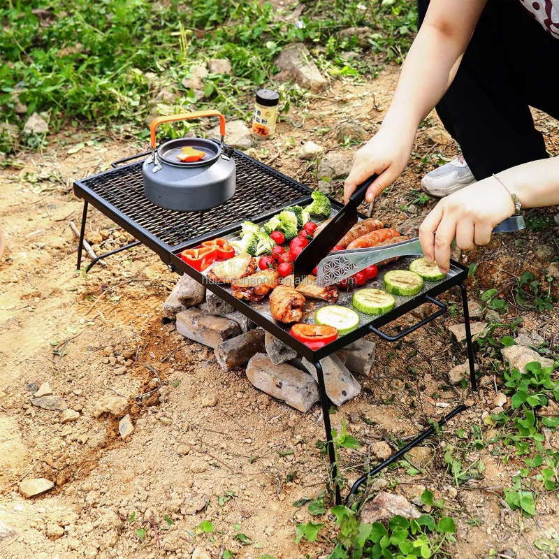 Por   Outdoor Camping Cooking  - Camping Cooking Over Fire recensione e prezzo